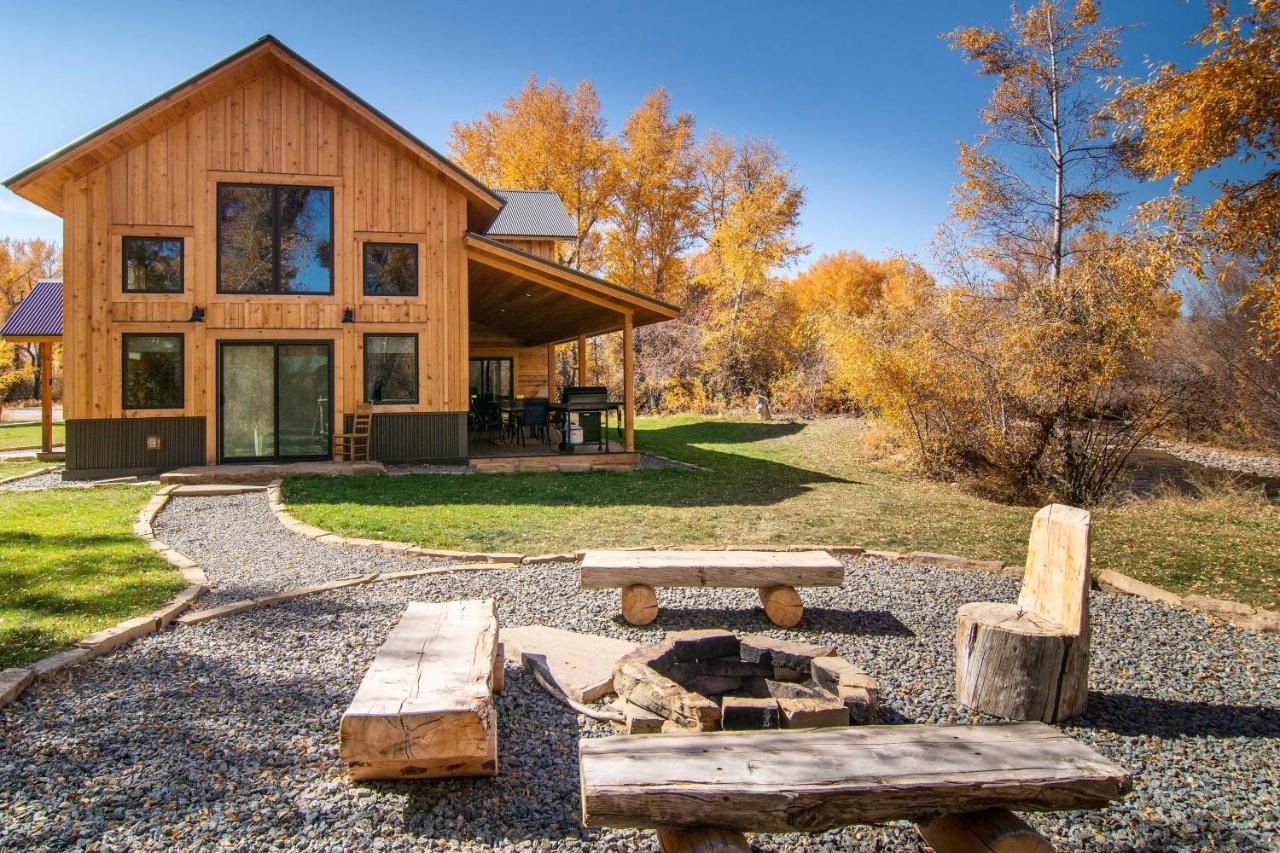 Riverfront Home With Bbq 2 Mi To Downtown Gunnison! Exterior photo